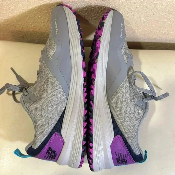  new balance trail runners size 7 1/2 - Picture 5 of 8